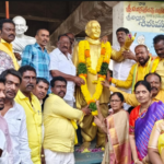 భీమవరం పట్టణ టీడీపీ.. ఎన్టీఆర్ కు ఘన నివాళ్లు