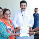 ఉండిలో 35 మందికి, సీఎం రిలీఫ్ ఫండ్ పంపిణి చేసిన రఘురామా..