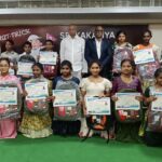 భీమవరం శ్రీకాకతీయ స్కూల్ విద్యార్థులకు ఎక్స్ లెన్స్ అవార్డులు