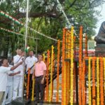 భీమవరంలో ఎమ్మెల్యే అంజిబాబు.. జాతీయ జెండా ఆవిష్కరణలు