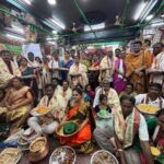 శ్రీ మావుళ్లమ్మ వారికి ‘సారె’తో..  ధర్మకర్తల మండలి కుటుంబాలు