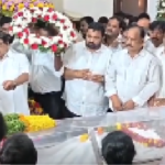 ఆళ్ల నానికి అంత్యక్రియలు.. చాలా హుందావ్యక్తి కి నివాళ్లు.. లోకేష్