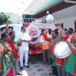 భీమవరంలో ‘నమో సేవా గాథ’ వాహనాన్ని.. కేంద్ర మంత్రి, వర్మ