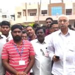 భీమవరంలో కరెంట్ పునరుద్ధరిస్తున్న తెలంగాణ కార్మికులు..